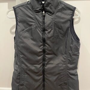 The North Face Women’s Reversible Vest (Black)